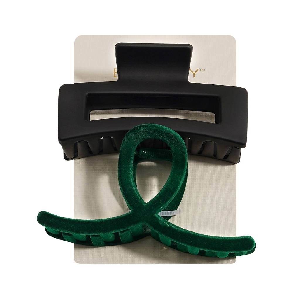 NWT Emberly 2-Pack Plastic Matte Black & Green Velvet Hair Clip Set
